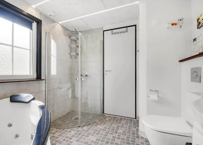 C11204-hemmet-bowleren-1 Hemmet