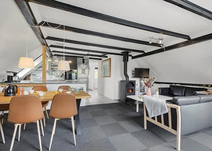 Nyaraló C11204-hemmet-bowleren-1 *